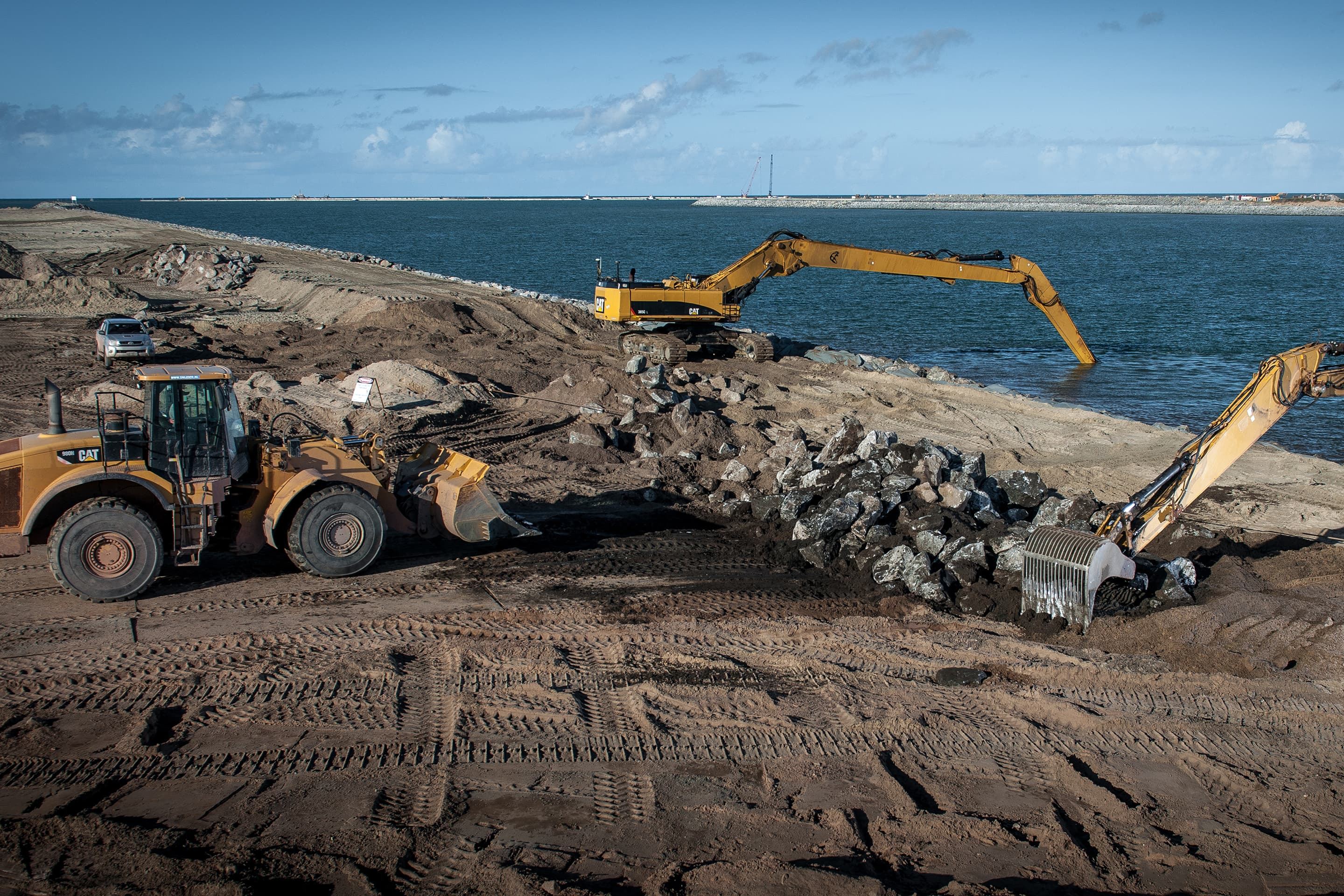 Construction of a breakwater